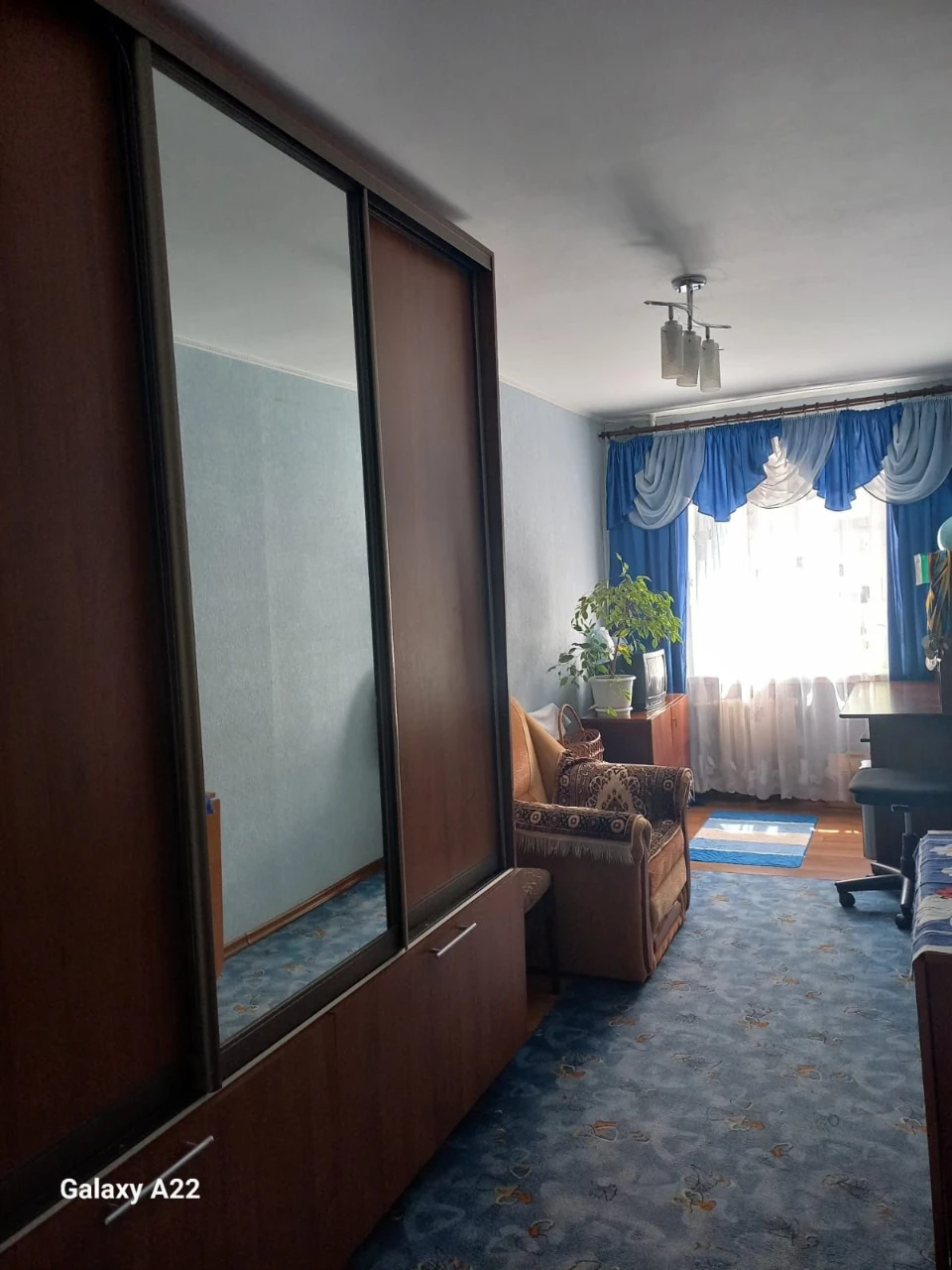 Продажа 2-комнатной квартиры на 2 этаже в центре