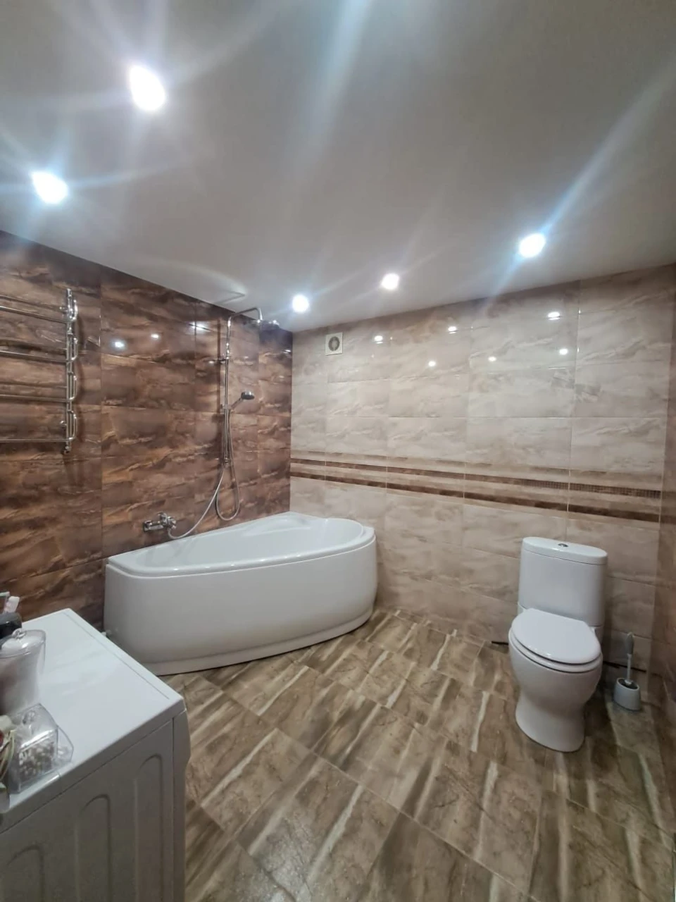 Spacious 3-bedroom apartment for sale