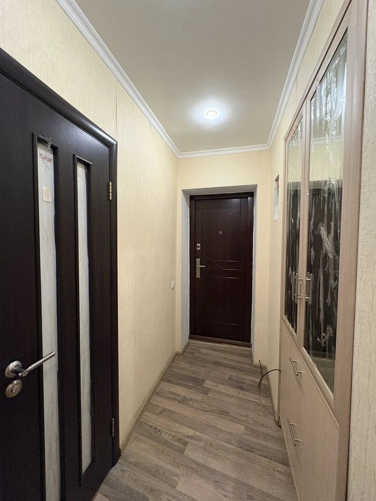 Продам 3-кімнатну квартиру 54,9 м2,проспект Миру, Конотоп (б