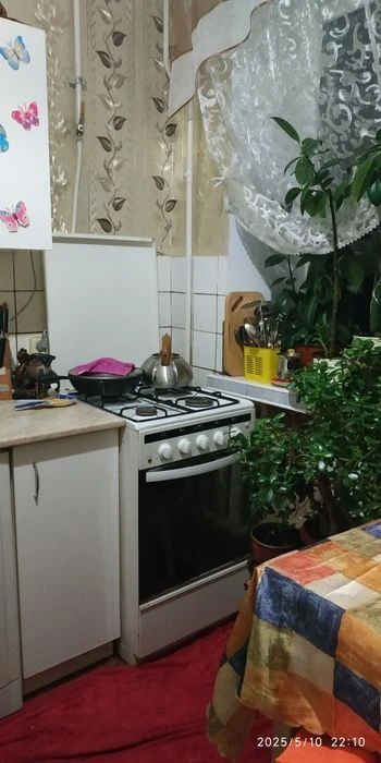 Продаж квартири на 2 поверсі . Конотоп. 2-х кімн. 47,4 кв.м