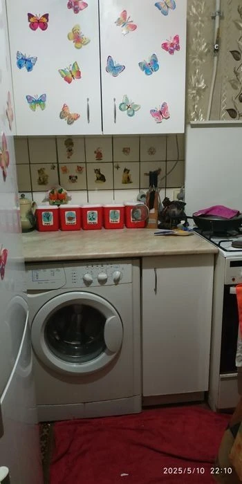 Продаж квартири на 2 поверсі . Конотоп. 2-х кімн. 47,4 кв.м