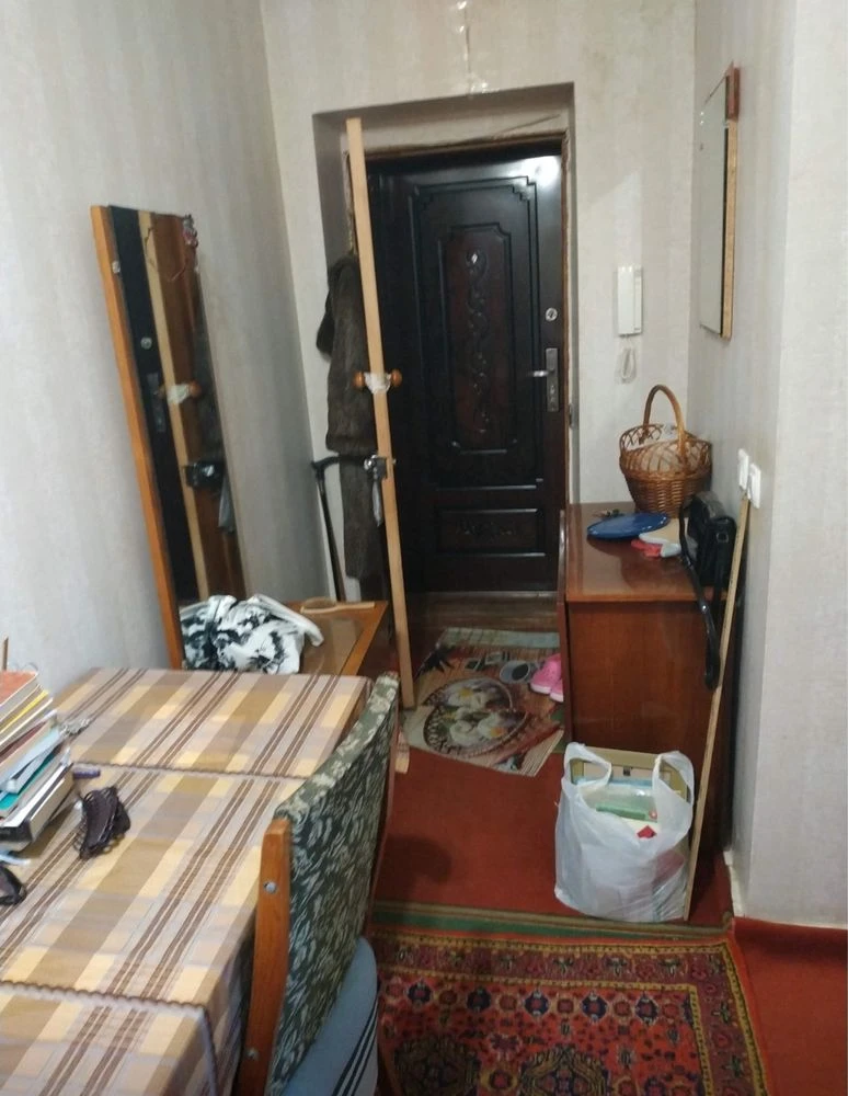 Терміново продам однокімнатну квартиру м. Конотоп, в районі