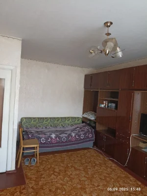 1-км.квартира. м.Конотоп.Заг.площа 33.8 м2