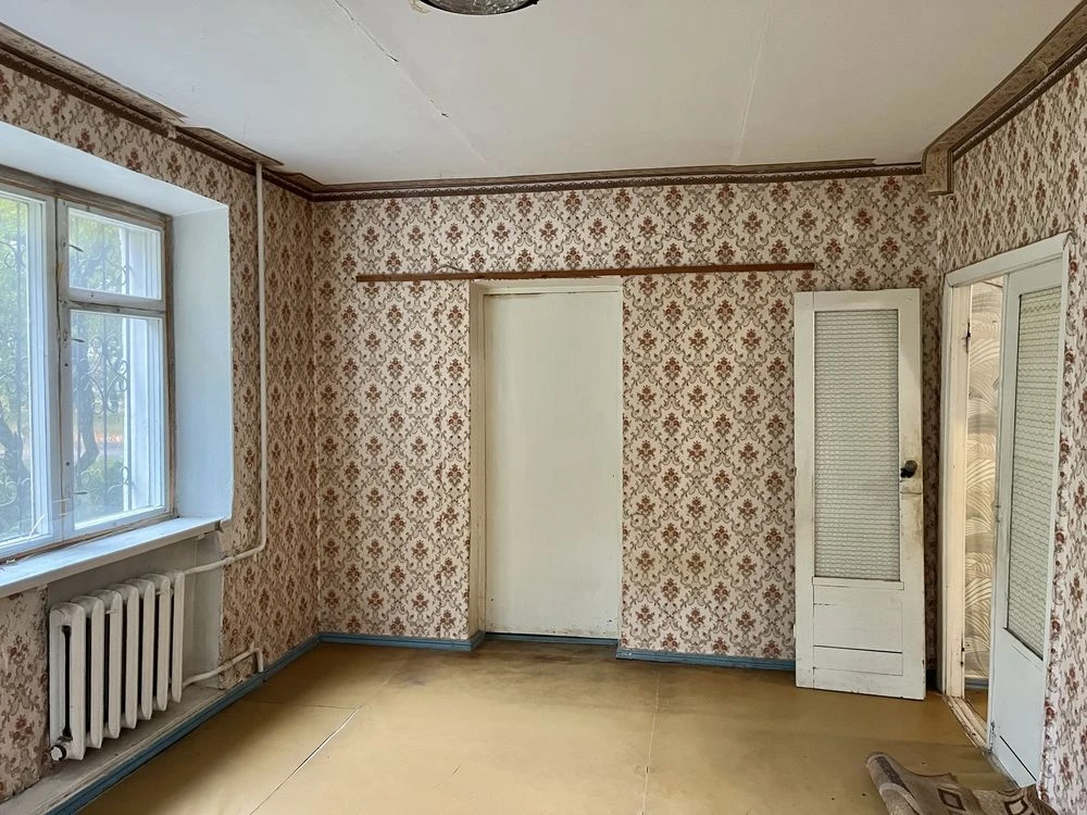 Продам 3 к.квартиру,р-н "Житломасив",вул.Металістів,4