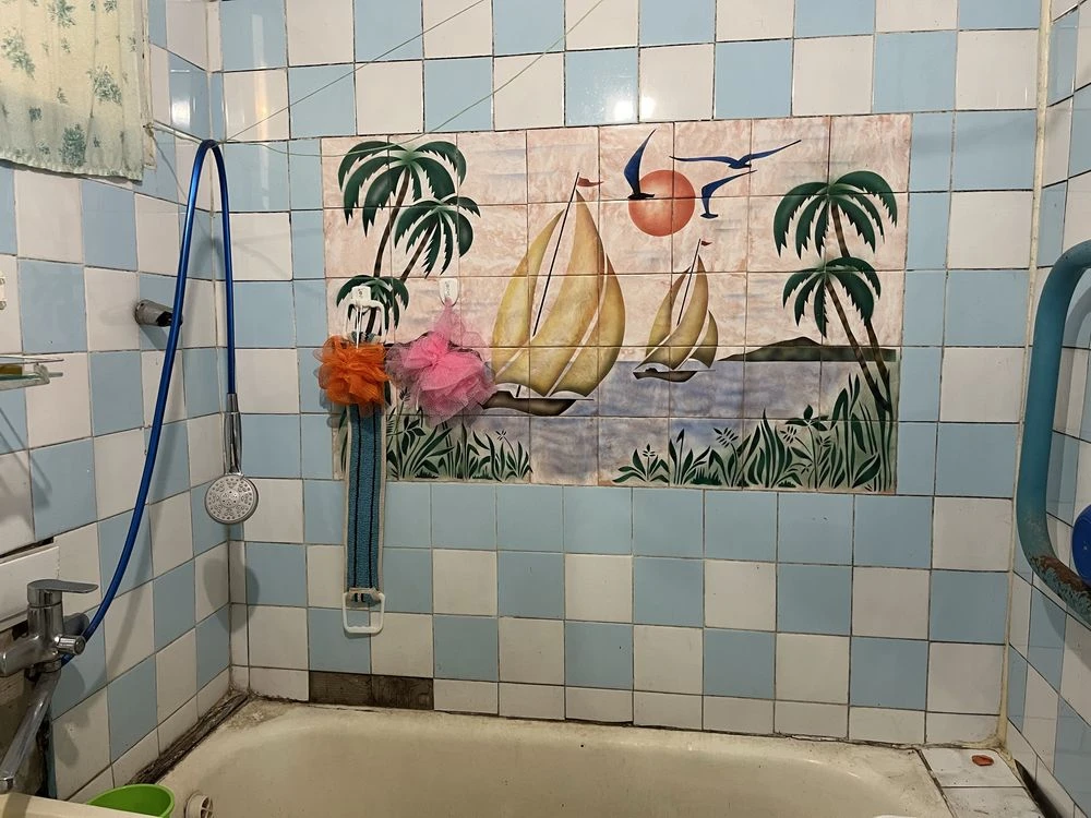 Продам 3 к.квартиру,р-н "Житломасив",вул.Металістів,4