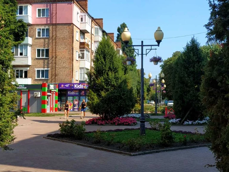 Квартира. Конотоп, Братів Лузанів вул.