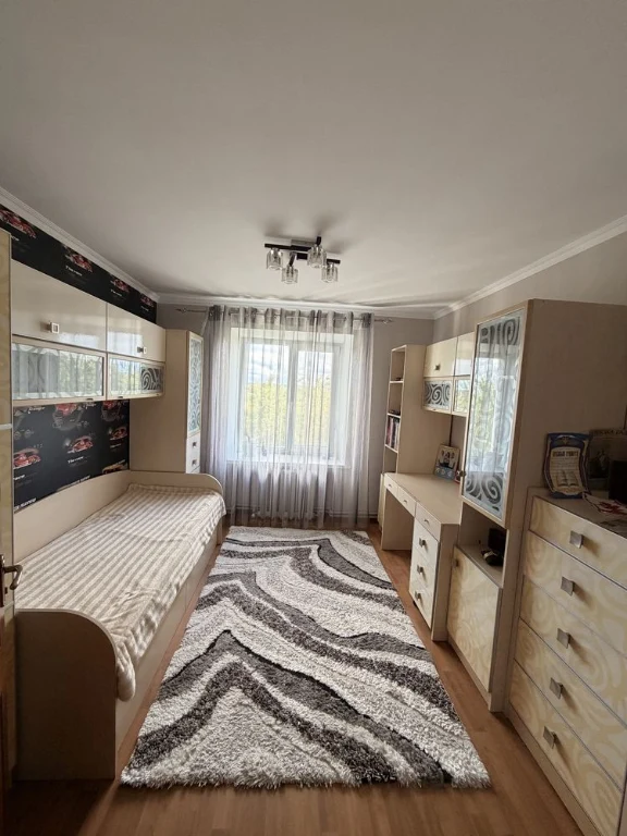 Продаж квартири м.Конотоп 80м 4-х кімнатна