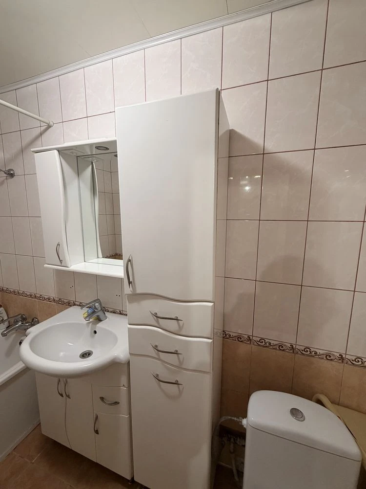Продаж квартири м.Конотоп 80м 4-х кімнатна