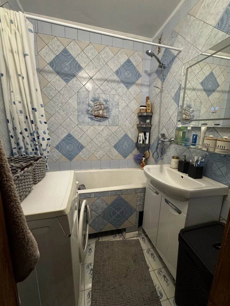 Продам квартиру 3 кімнатна