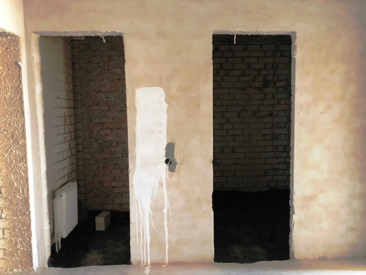 Продам 2 к. квартиру,в центрі міста, вул.Успенсько-Троїцька,