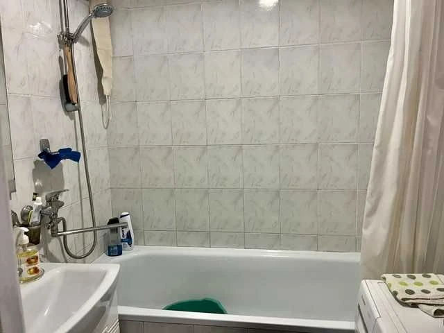 Продаж 3 к.квартири,р-н"Кандибини",просп.Степана Бандери,79