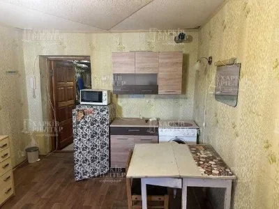 D1Q I am selling a guesthouse near the Zavodska metro station, Georgiy Tara St.