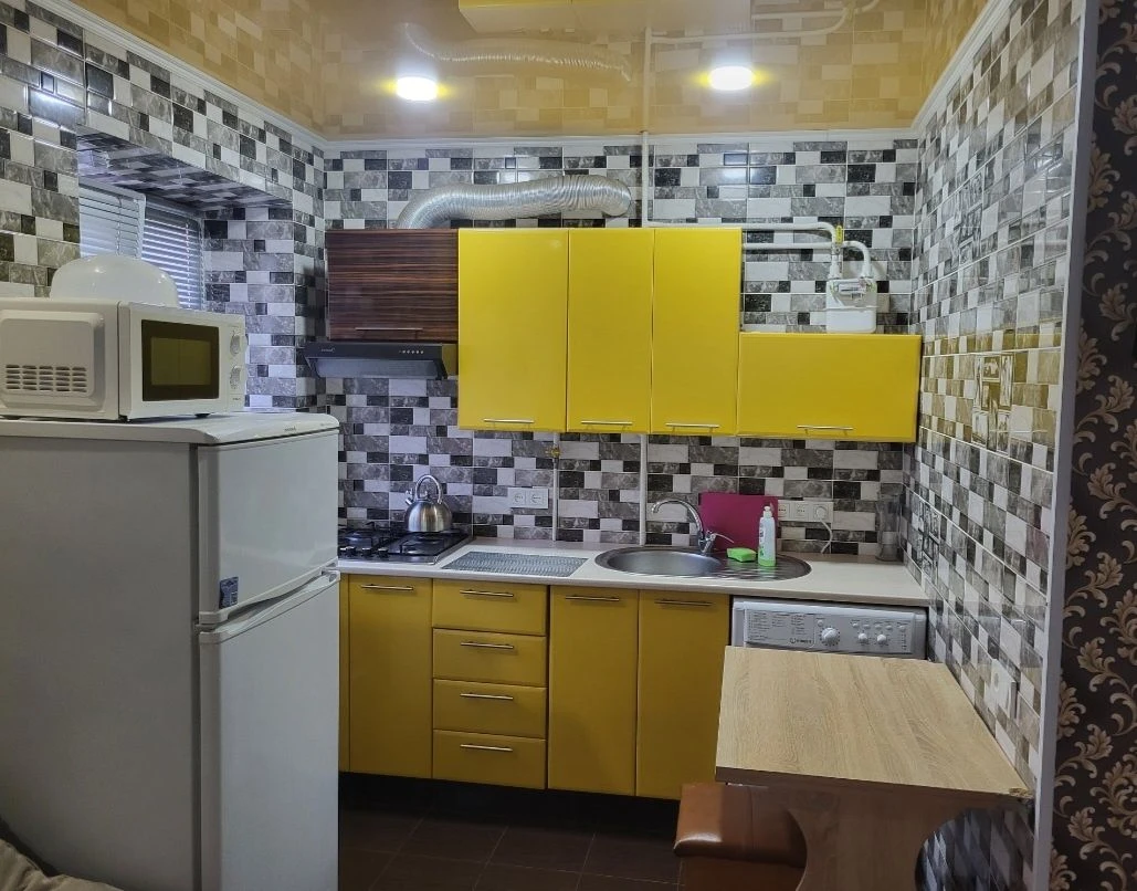 Продам квартиру  в центері! Можна "єВідновлення"