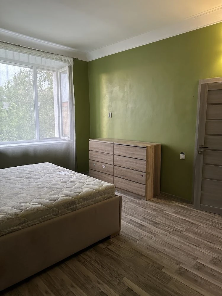 Квартира 65кв м Центр, Сталинка с индивидуальным отоплением