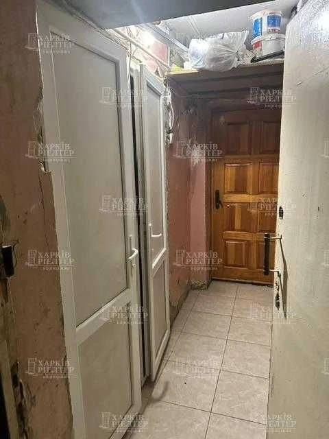 D1Q I am selling a guesthouse near the Zavodska metro station, Georgiy Tara St.