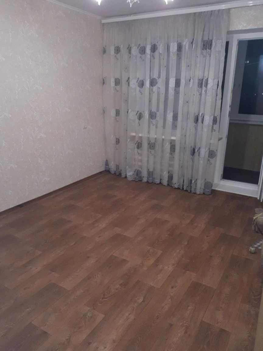 2 комнатная квартира и гараж
