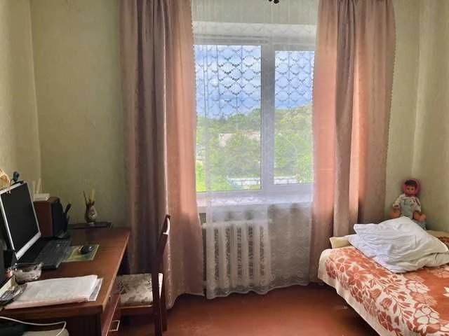 Продаж 3 к. квартири,р-н "Порт",4-й пров.Успенсько-Троїцької