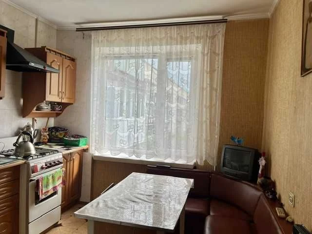 Продаж 3 к. квартири,р-н "Порт",4-й пров.Успенсько-Троїцької