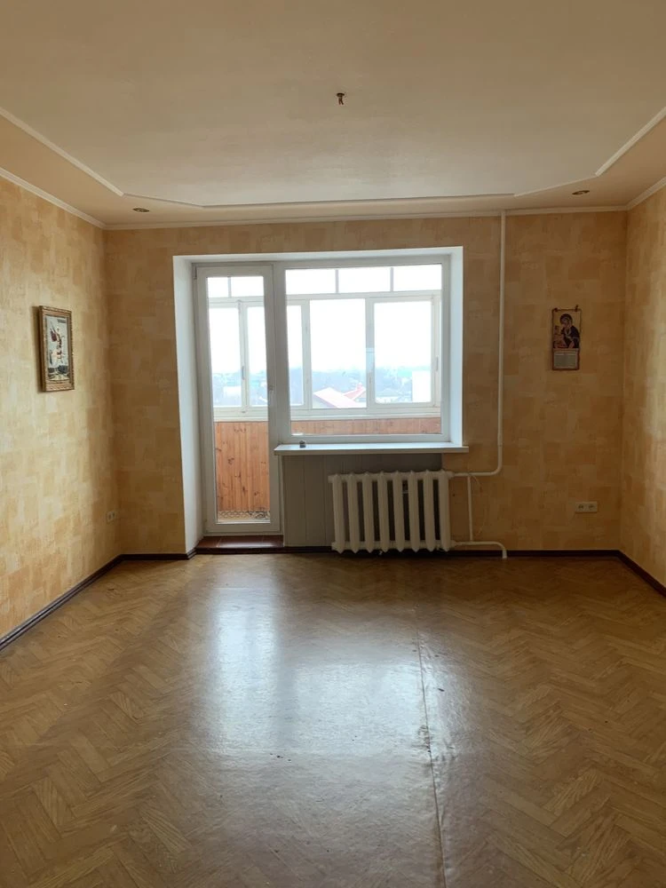 Квартира трьох кімнатна