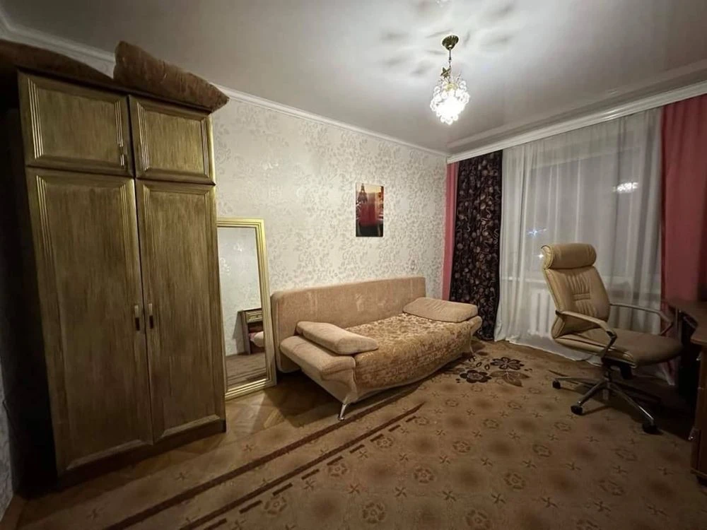 Продаж 2х кім. квартира. Центр.  ПРОСП. СТЕПАНА БАНДЕРИ (Ген