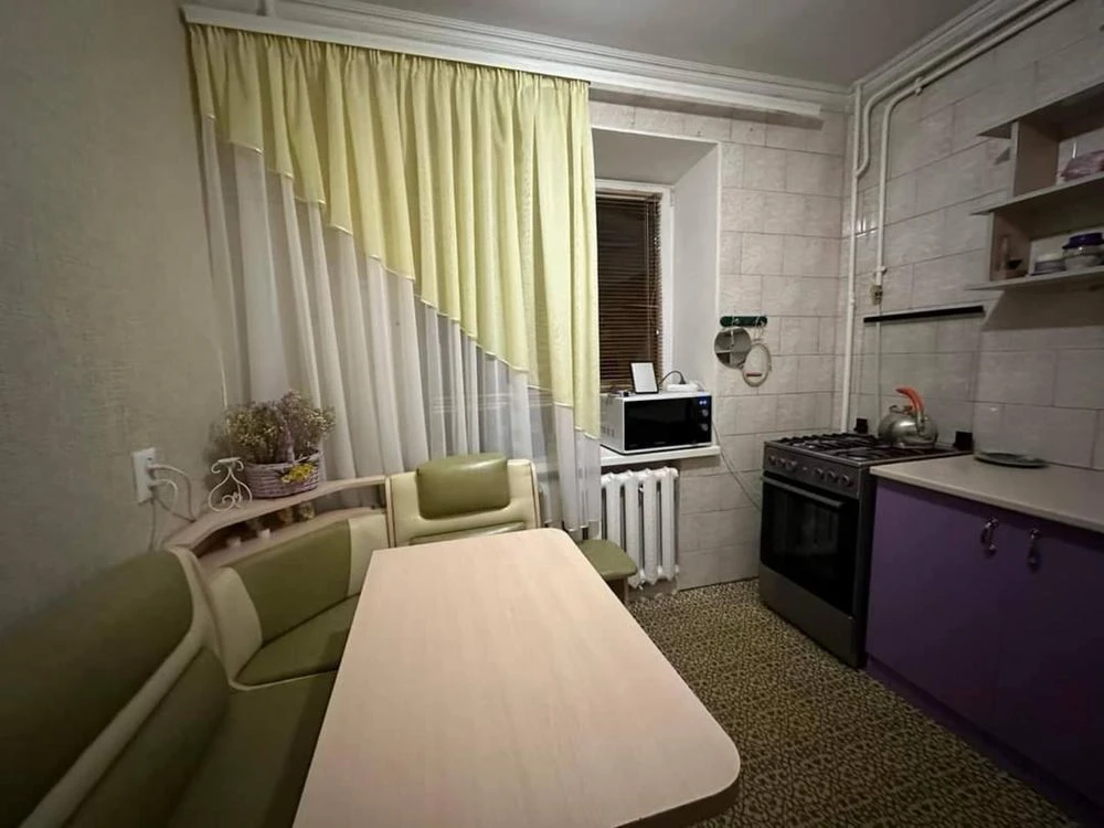 Продаж 2х кім. квартира. Центр.  ПРОСП. СТЕПАНА БАНДЕРИ (Ген