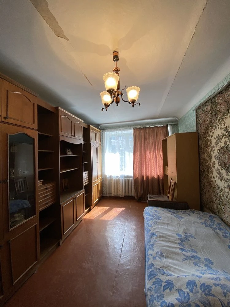 Продаж 2 х кім квар Сумська обл, Конотоп, вул Короленко 35