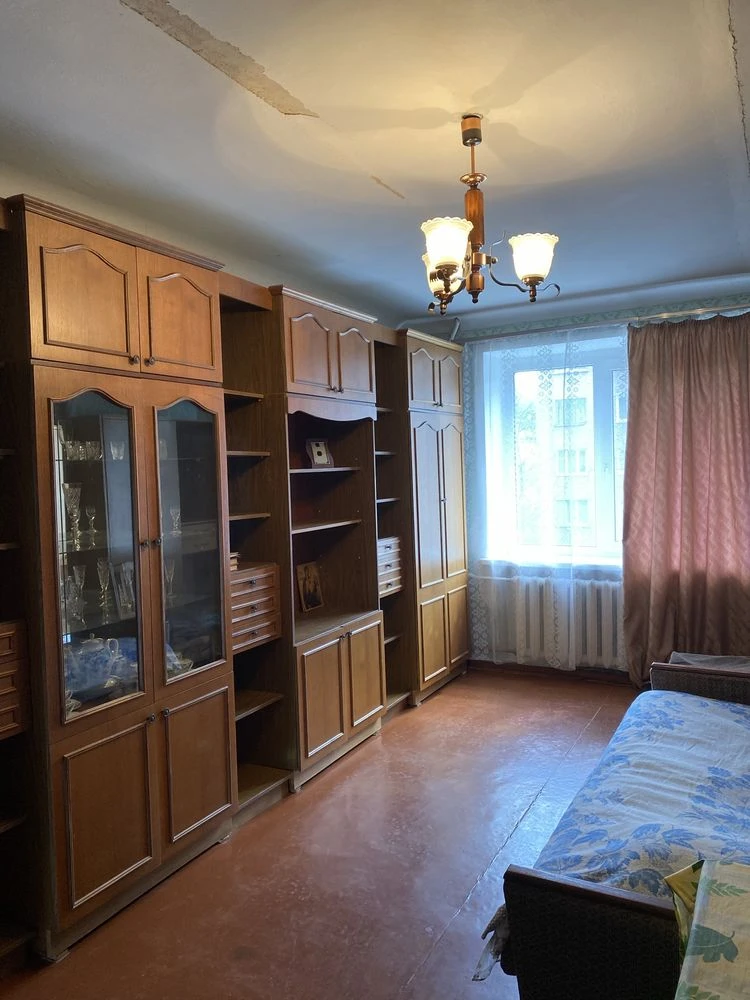Продаж 2 х кім квар Сумська обл, Конотоп, вул Короленко 35