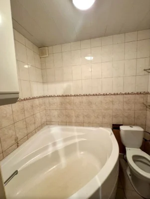 Продам квартиру 103 квадратних метрів