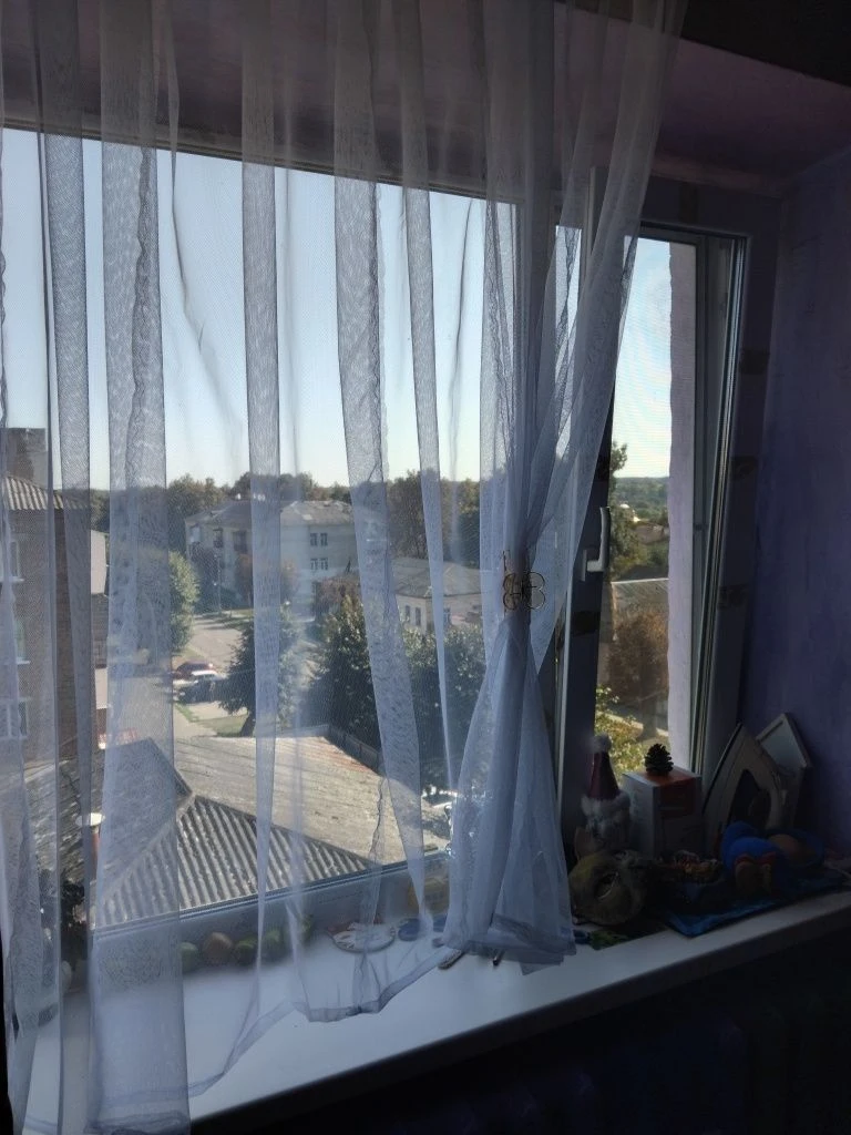 Продається 2-кімнатна квартира.