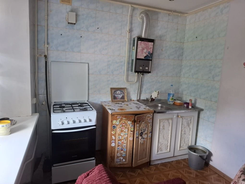 Продам квартиру з меблями
