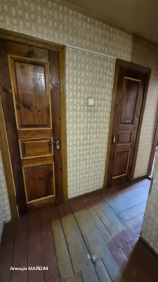 Продаж однокімнатної квартири з а/о в Лебедині