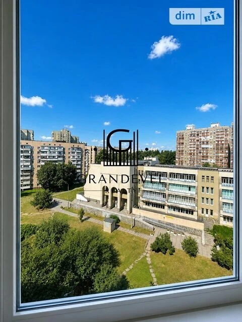 Sale of 1-room apartment 34 sq. m on Oleksandra Makhova 3 street • ID