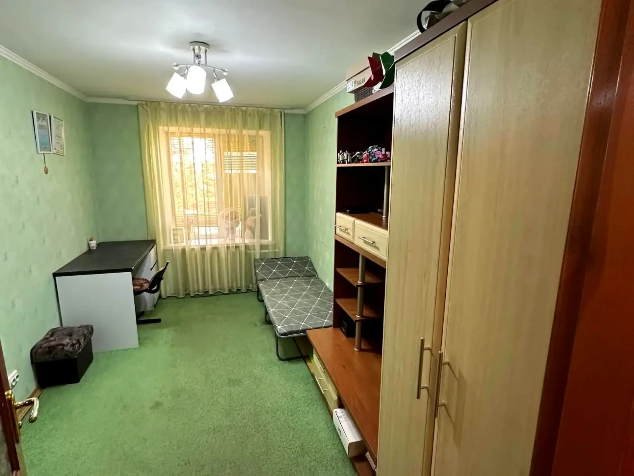 Продаж квартири 3-кімн. 59.6 м² 4/5 пов.