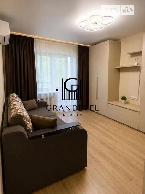 Sale of 1-room apartment 34 sq. m on Oleksandra Makhova 3 street • ID