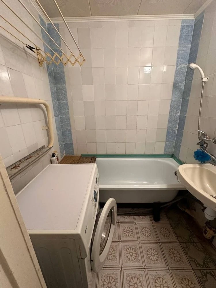 Продається 2 кімнатна квартира в місті Охтирка мікрорайон Да