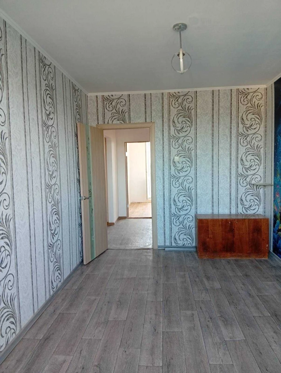 Продам 3-х кімнатну квартиру 64 м2