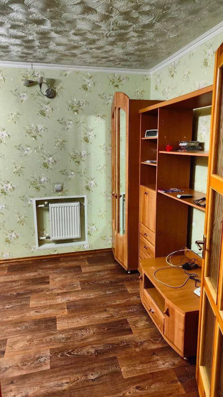 Продам 1-кімнатну квартиру з лоджією