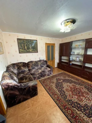 Продам трикімнатну квартиру