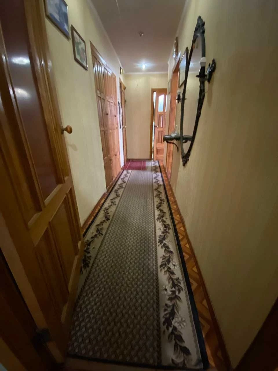 Продам трикімнатну квартиру