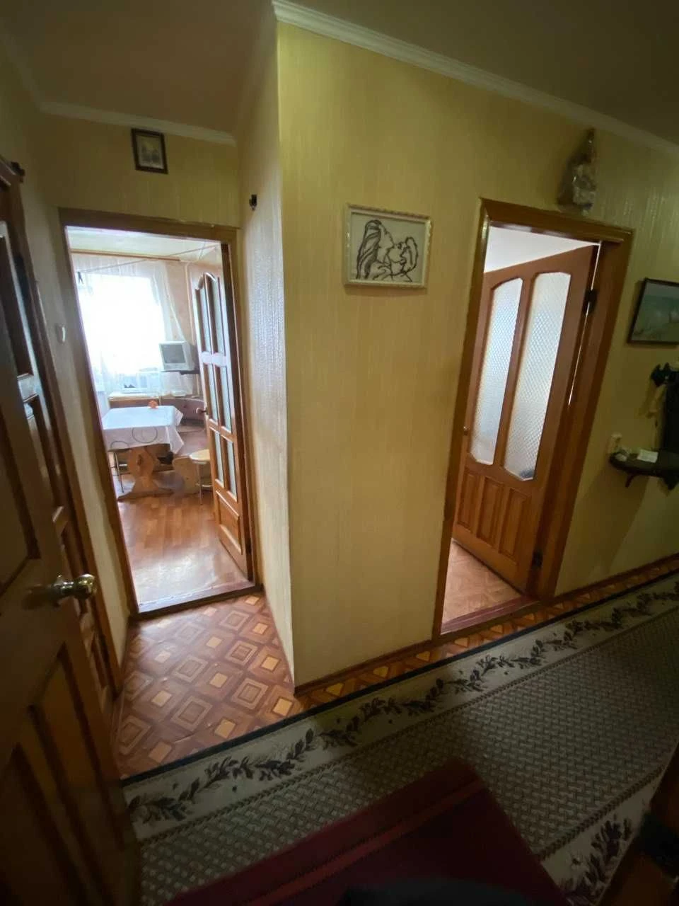 Продам трикімнатну квартиру
