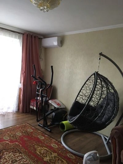 Продається трикімнатна квартира м.Охтирка, вул. ПЕРЕМОГИ 6,С