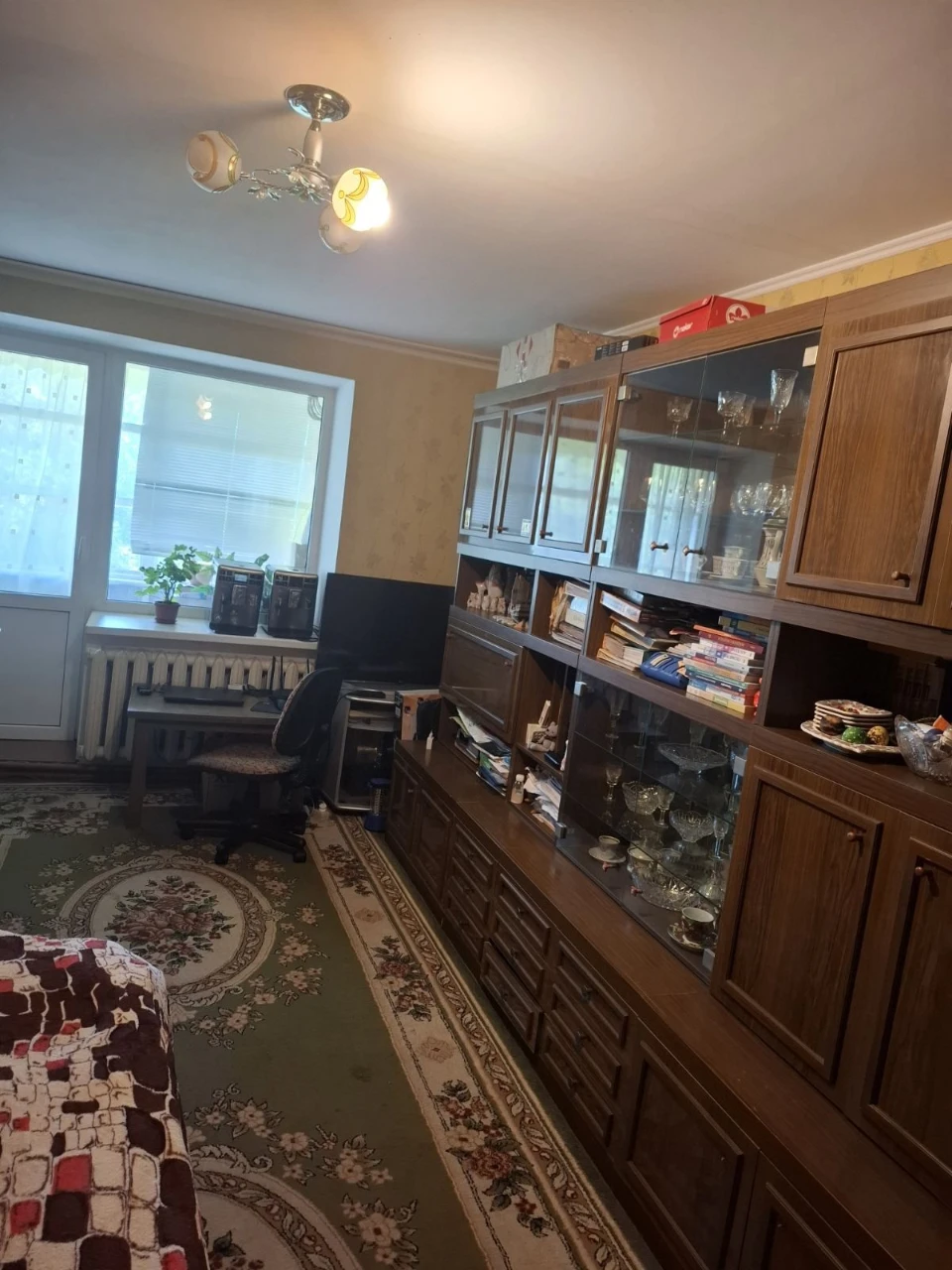 Продам двокімнатну квартиру