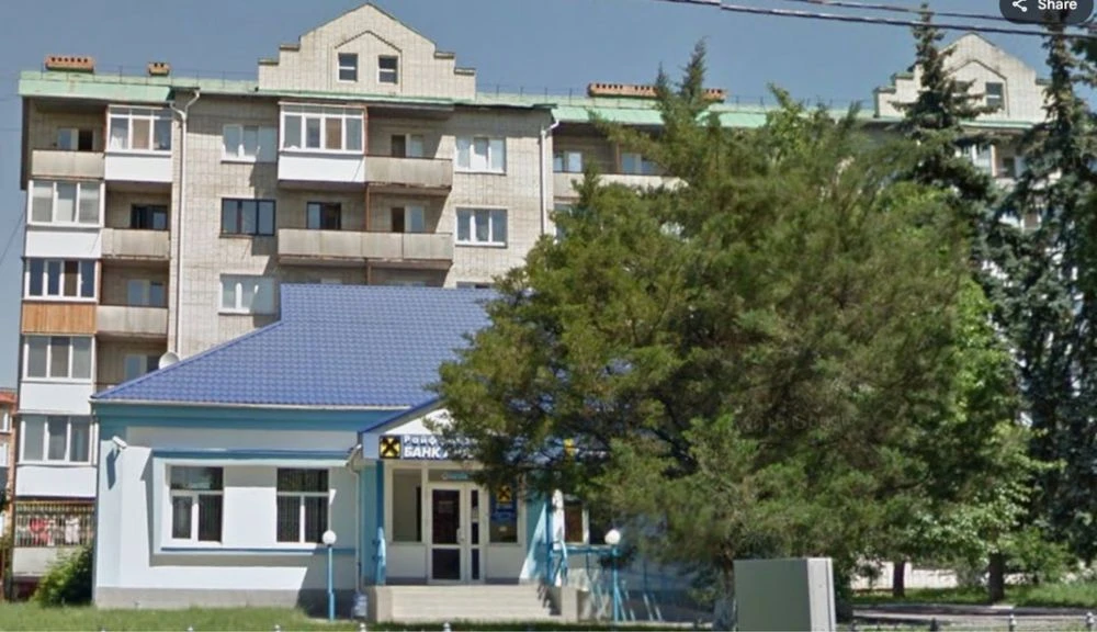 Продам 3-кімнатну квартиру в центрі Охтирки, вул. Армійська,