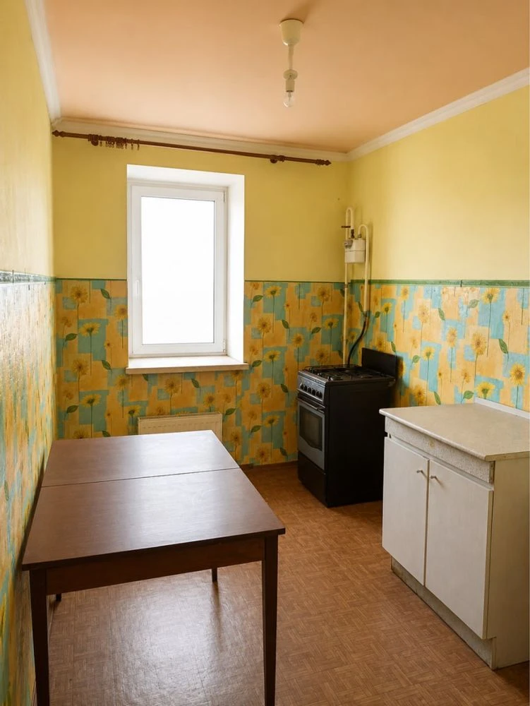 Продам 3-кімнатну квартиру в центрі Охтирки, вул. Армійська,