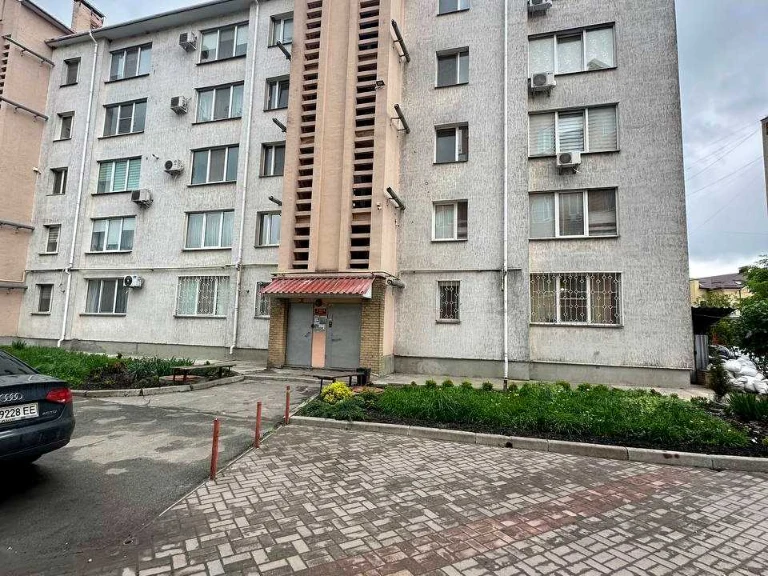 Квартира. Ромни, Петра Калнишевського вул.