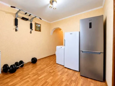 Квартира. Ромни, 9 Травня