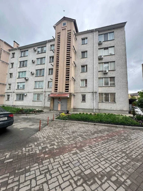 Продам 2-кімнатну квартиру 56,2 м² в центрі