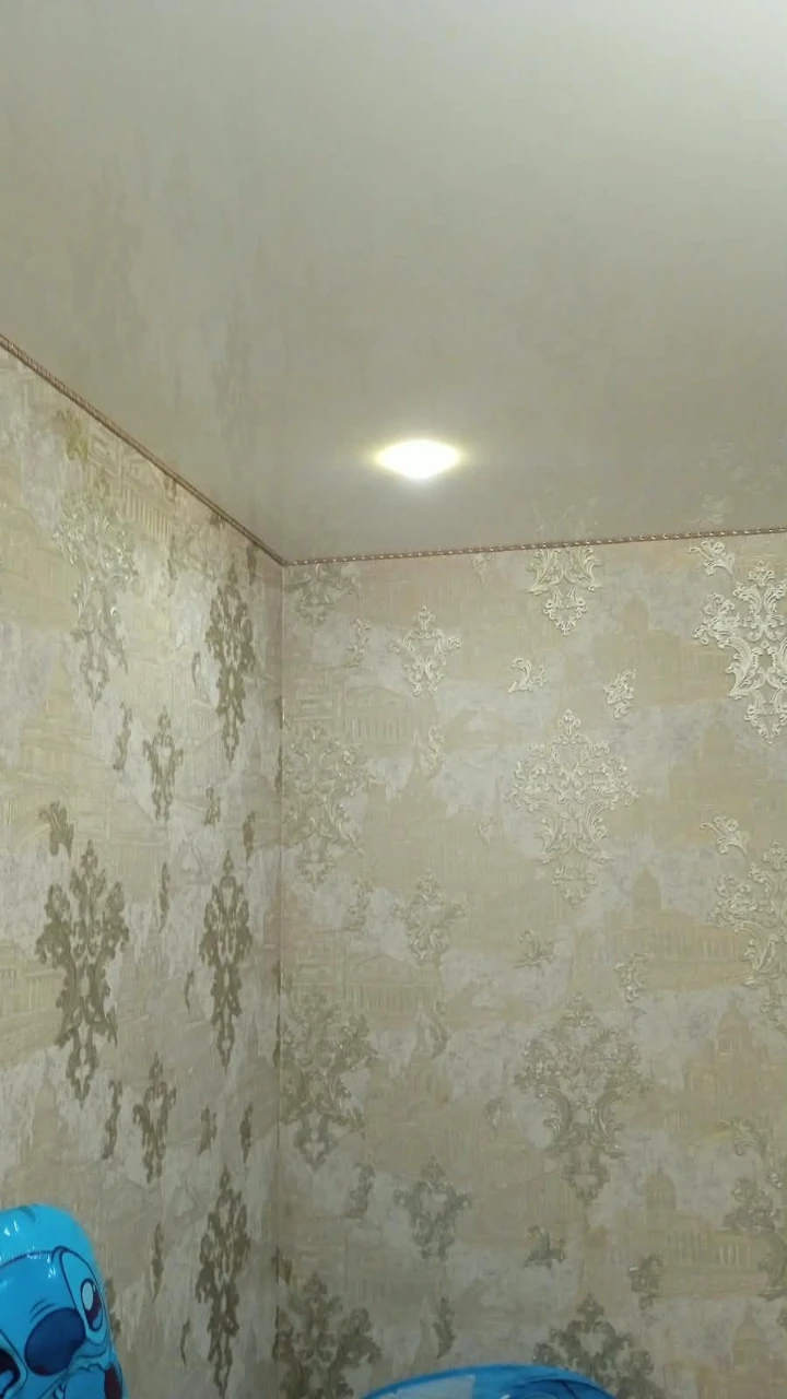 Selling 3-room apartment renovated for residential or business use