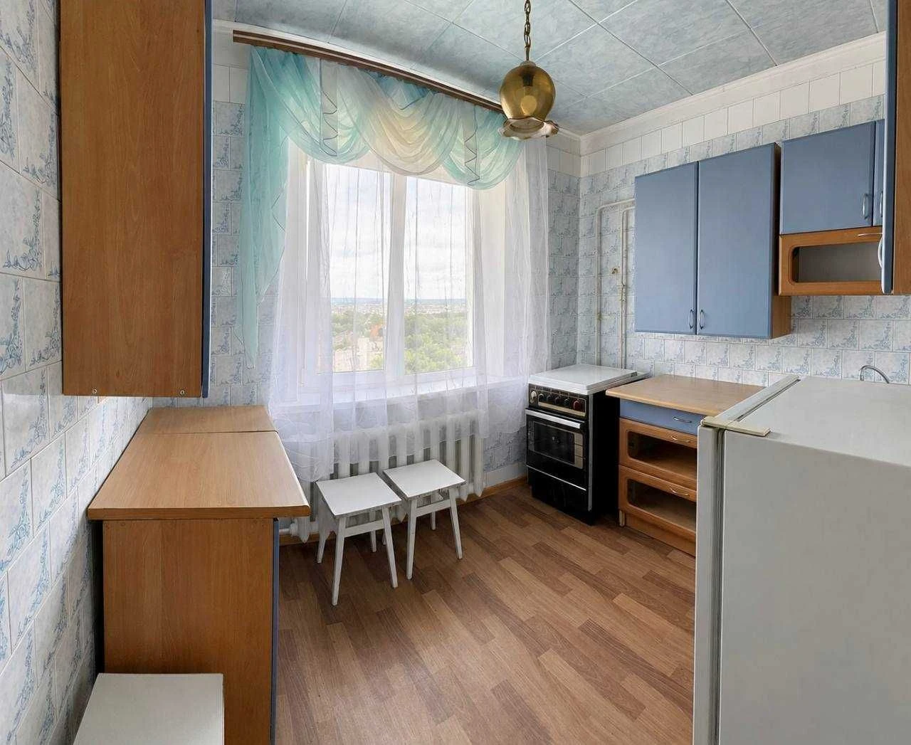 Продається простора 3-кімнатна квартира площею 63,6 м² у місті