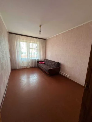 Продається простора 3-кімнатна квартира площею 63,6 м² у місті